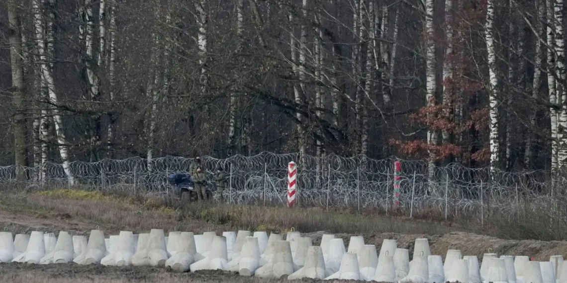 Πολωνία: Ετοιμάζει εγχειρίδιο με οδηγίες σε περίπτωση πολέμου και φυσικών καταστροφών