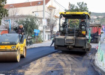 Εργασίες ασφαλτόστρωσης στην Εγνατία