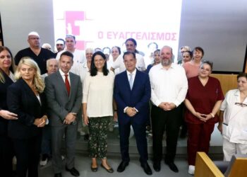 Επίσκεψη Άδ. Γεωργιάδη και Ν. Κεραμέως στον «Ευαγγελισμό» για την πρόσληψη 500 τραυματιοφορέων μέσω ΔΥΠΑ