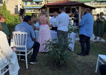 Ο πρώτος πολιτικός γάμος στον αστικό αμπελώνα του Δήμου Θεσσαλονίκης (PHOTOS)