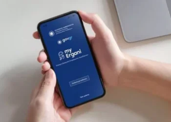 Καραγκούνης για ψηφιακή κάρτα εργασίας: 2,1 εκατ. δηλωμένες υπερωρίες το πρώτο πεντάμηνο του 2025