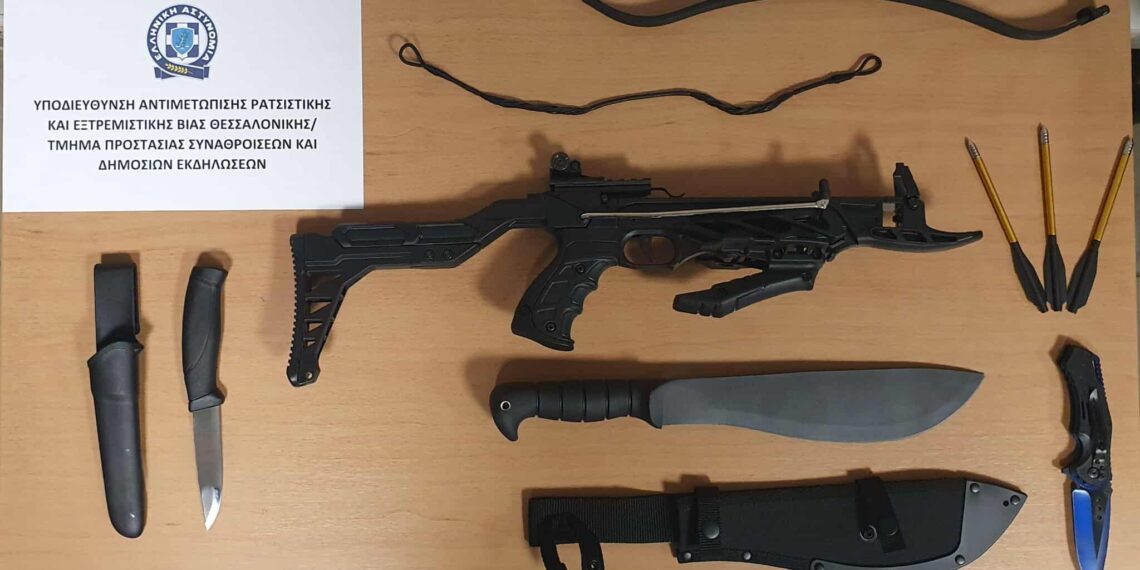 Στα χέρια της αστυνομίας ανήλικος για εμπρησμό μοτοσικλέτας – Είχε συλληφθεί ως μέλος ακροδεξιάς οργάνωσης