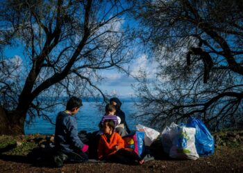 Μεταναστευτικό: Οι αυξημένες ροές γεμίζουν την ενδοχώρα με παράνομους μετανάστες