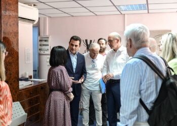 Στη Μονάδα Ανακουφιστικής Αγωγής «Τζένη Καρέζη», ο Κώστας Σκρέκας (ΦΩΤΟ)