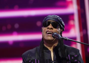 Στίβι Γουόντερ: «Όσο ζω θα κάνω μουσική», ξεκαθαρίζει στα 75 του