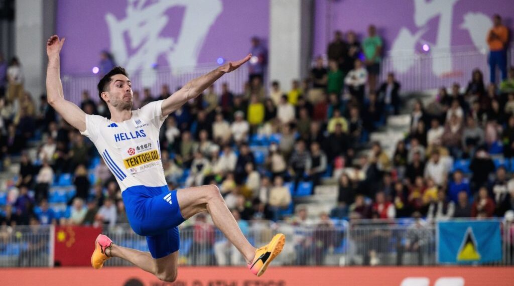 Χαλαρά χρυσός και πάλι ο Μίλτος Τεντόγλου (VIDEO)