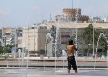 Ξεκινά τετραήμερος καύσωνας (VIDEO)