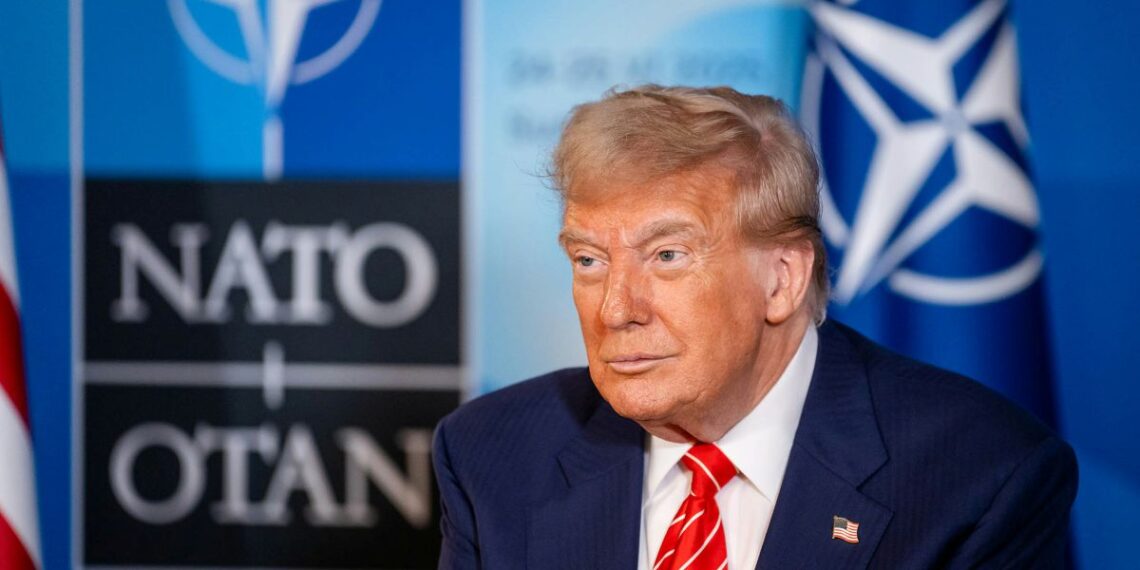 Τραμπ: «Παγώνει» ελέγχους εξαγωγών για να εξασφαλίσει συμφωνία με Κίνα για το εμπόριο