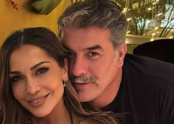 Βανδή και Μπισμπίκης σε χαλαρή απόδραση στην Κεφαλλονιά (photo)