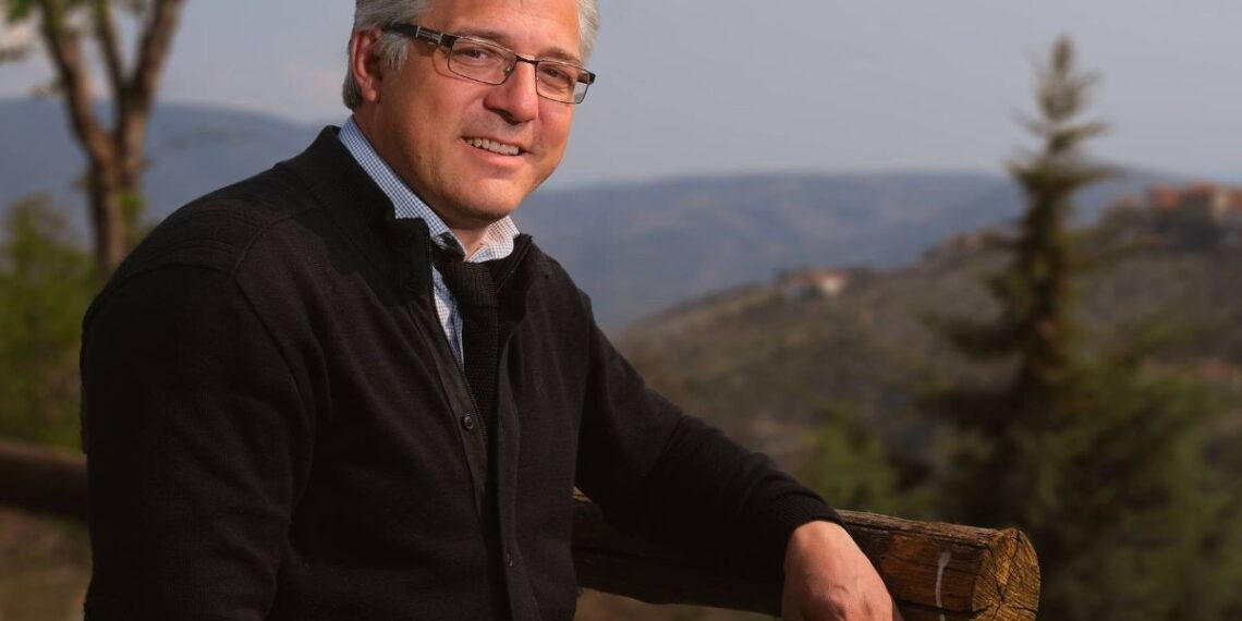 Χρήστος Ζευκλής: «Ελάτε αύριο να μαζέψετε τις αρκούδες… η αρκούδα δεν είναι pet» (video)