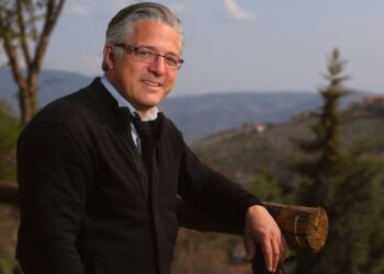 Χρήστος Ζευκλής: «Ελάτε αύριο να μαζέψετε τις αρκούδες… η αρκούδα δεν είναι pet» (video)