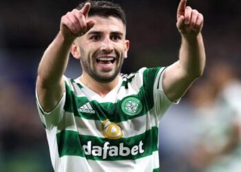 «Στρώνει» χαλιά ο ΠΑΟΚ και καλοδέχεται τον Τέιλορ