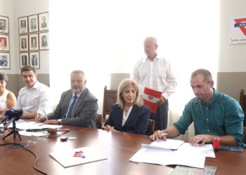 ΧΑΝΘ: Υπεγράφη η σύμβαση ανάθεσης του έργου για την αναβάθμιση του ιστορικού κτιρίου