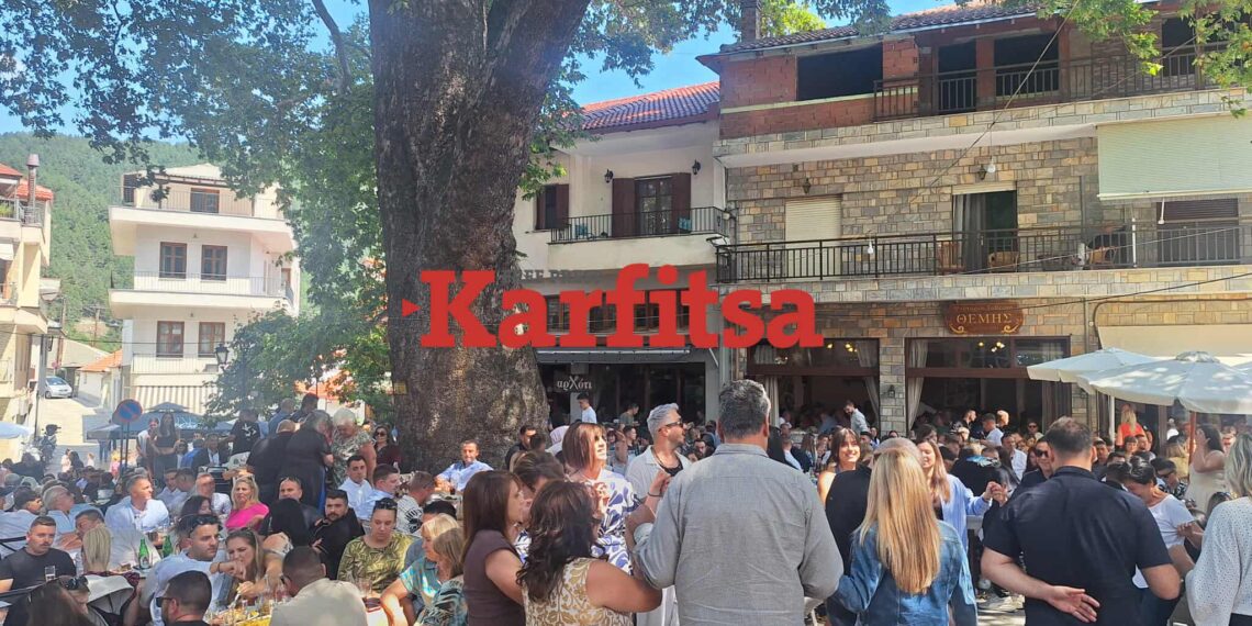 «Βούλιαξε» το Λιβάδι Ελασσόνας για τον Δεκαπενταύγουστο – Μεγάλο γλέντι κάτω από τον αιωνόβιο πλάτανο (ΦΩΤΟ+Video)