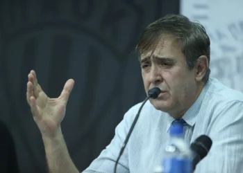 Κωνσταντινίδης (ΑΣ ΠΑΟΚ): Δεν μπορούμε να δεχθούμε εγγυήσεις από τράπεζα στο Ροστόφ (video)