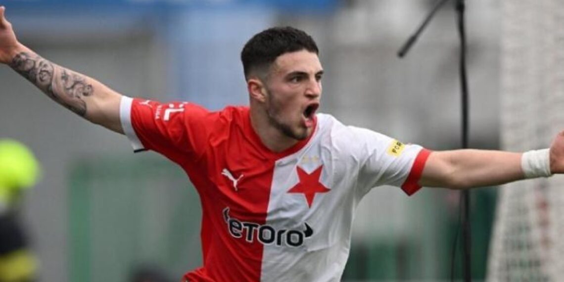 Στον πάγκο ο Ζαφείρης (video)