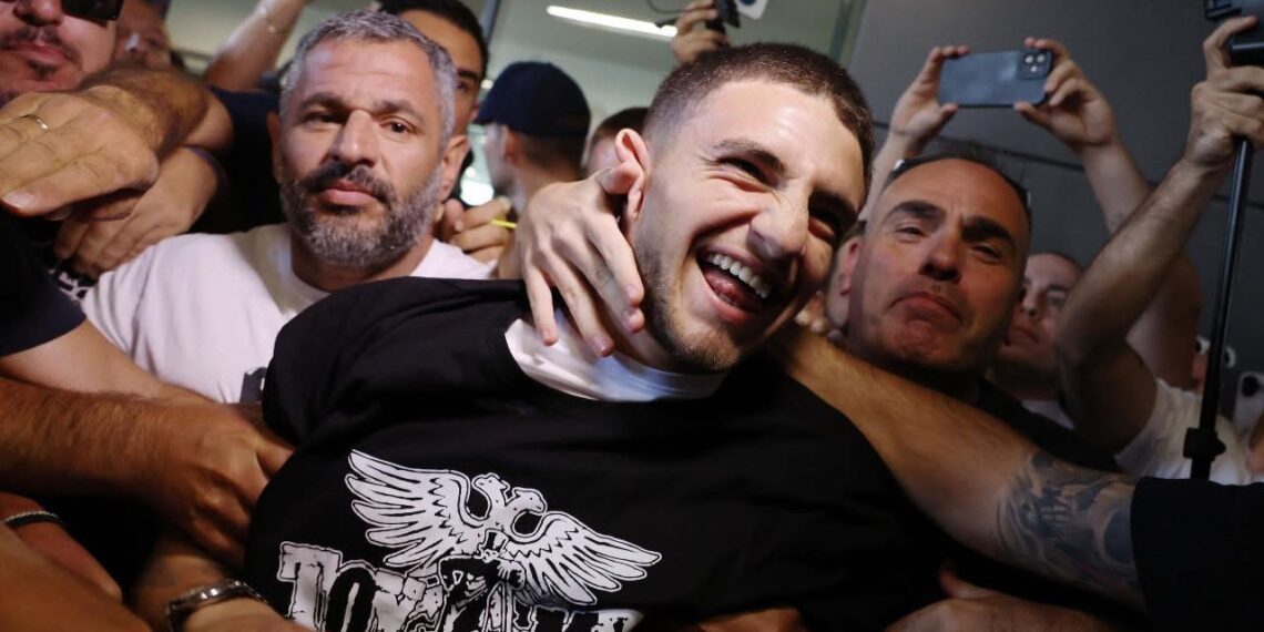 Στην Τούμπα και ο Ζαφείρης Μελάς!