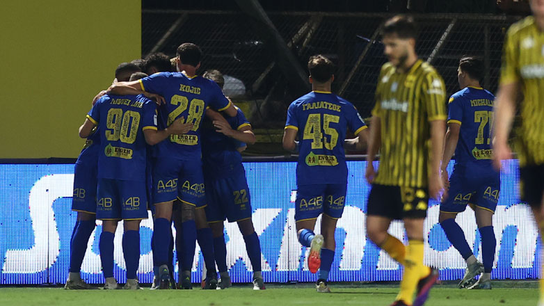 Ο Άρης ηττήθηκε 0-2 από τον Παναιτωλικό – Έντονες αποδοκιμασίες κατά Καρυπίδη