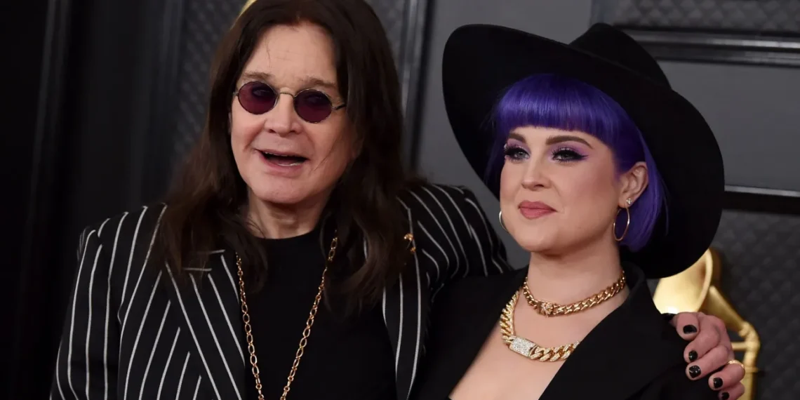 Η Κέλι Όσμπορν συγκινεί για το θάνατο του πατέρα της: «Η πιο δύσκολη στιγμή της ζωής μου»