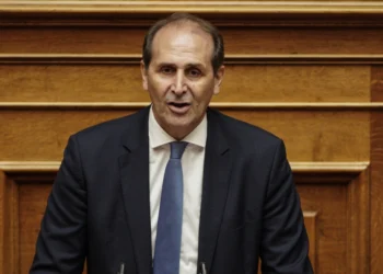 Σε κρίσιμη κατάσταση ο Απ. Βεσυρόπουλος – Η ανακοίνωση του ΕΚΑΒ Θεσσαλονίκης