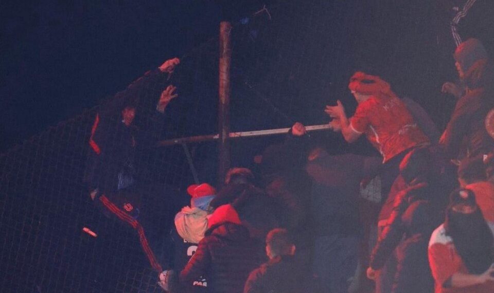 Αδιανόητες εικόνες από επεισόδια χούλιγκαν στην Αργεντινή (video)