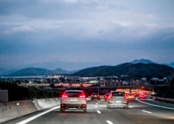 Αλλάζει το όριο ταχύτητας στην Εθνική Οδό: Τέλος τα 130 χλμ./ώρα