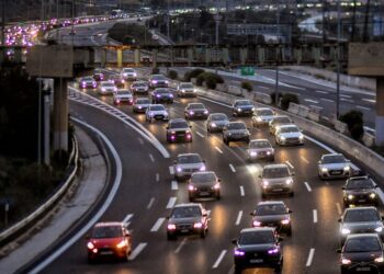 Τροχαία: Έκτακτα μέτρα για την έξοδο του Δεκαπενταύγουστου