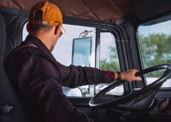 Έπιασαν μεθυσμένο οδηγό φορτηγού στη Θεσσαλονίκη