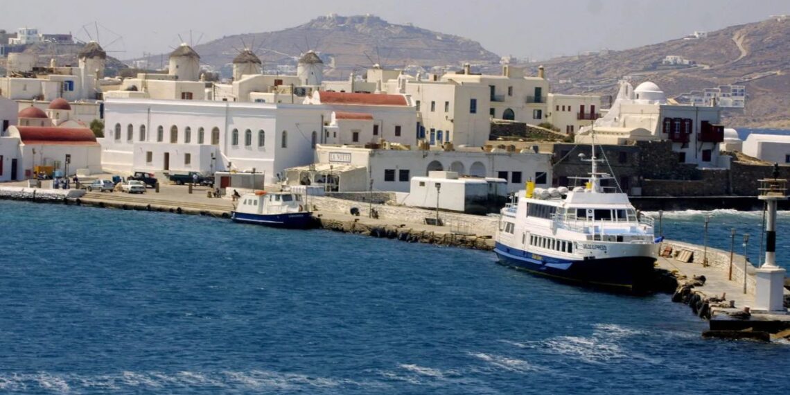 Την επαναφορά των μειωμένων συντελεστών ΦΠΑ κατά 30% στα νησιά του Αιγαίου ζητούν αυτοδιοικητικοί και παραγωγικοί φορείς