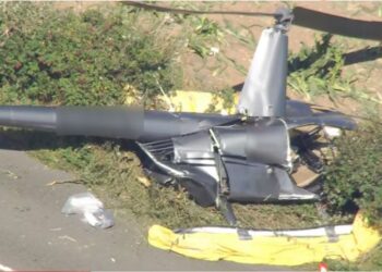 Βρετανία: Τρεις νεκροί σε συντριβή ελικοπτέρου στη Νήσο Ουάιτ (photo)