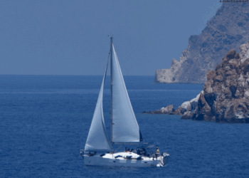 Περιπέτεια για τρεις επιβαίνοντες σε ιστιοφόρο στη Χαλκιδική