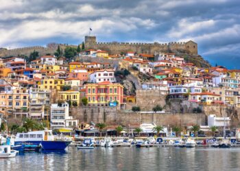 Η Τήνος συνδέεται με την Καβάλα! (photo)