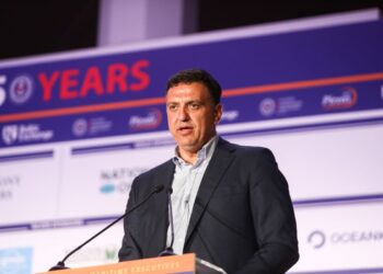 Βασίλης Κικίλιας: Εντατικοποιούνται οι έλεγχοι πυρασφάλειας στα πλοία