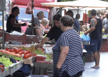 Πώς περιμένουν οι Θεσσαλονικείς την πρώτη απογευματινή λαϊκή (VIDEO)