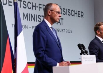 Συνάντηση Μακρόν – Μερτς: Γαλλία και Γερμανία θα συνεργαστούν σε ζητήματα ασφαλείας