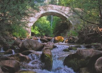 Τα μοναδικά πέτρινα γεφύρια των Μετεώρων (PHOTOS)