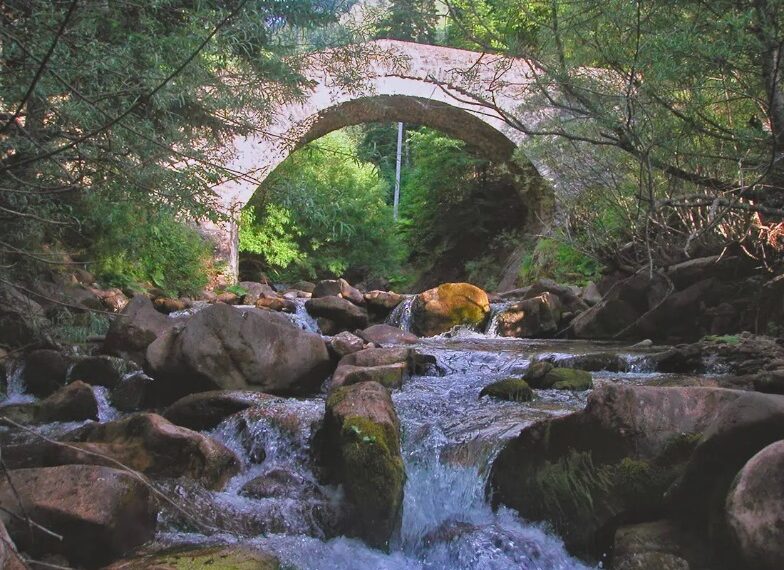 Τα μοναδικά πέτρινα γεφύρια των Μετεώρων (PHOTOS)