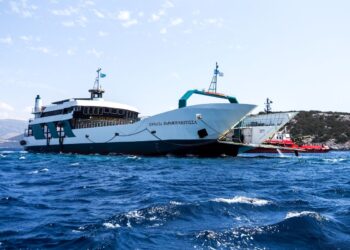 Χαλκίδα: Υπό κράτηση ο καπετάνιος του φέρι μποτ που προσάραξε στα Νέα Στύρα