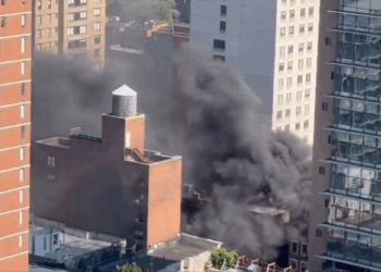 Έκρηξη στο Μανχάταν – Μαύρος καπνός κάλυψε την Νέα Υόρκη (video)