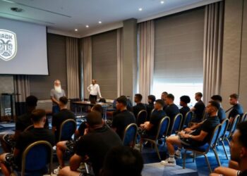 Ιβάν Σαββίδης: «Θέλω να δω τα μάτια σας να βγάζουν φωτιά»