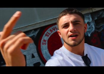 O Xρήστος Ζαφείρης έρχεται στον ΠΑΟΚ με… δικό του τραγούδι! (video)