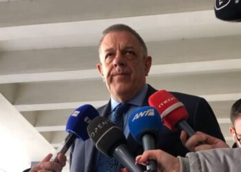 Το ραντεβού του Κωστή Χατζηδακη με τον Νίκο Ταχιάο στο Μετρό Θεσσαλονίκης