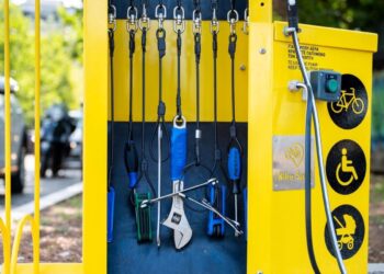 Θεσσαλονίκη: Ασυνείδητοι έκλεψαν εργαλεία από τον σταθμό επισκευής ποδηλάτων στη Νέα Παραλία
