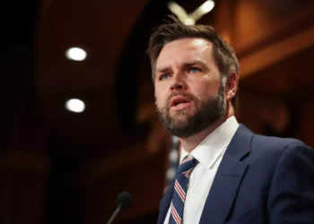 Βανς: «Η Ρωσία έκανε “σημαντικές παραχωρήσεις” για να τερματιστεί ο πόλεμος»