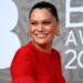 Jessie J: Αναβάλλει την περιοδεία της για να υποβληθεί σε δεύτερη εγχείρηση για καρκίνο του μαστού
