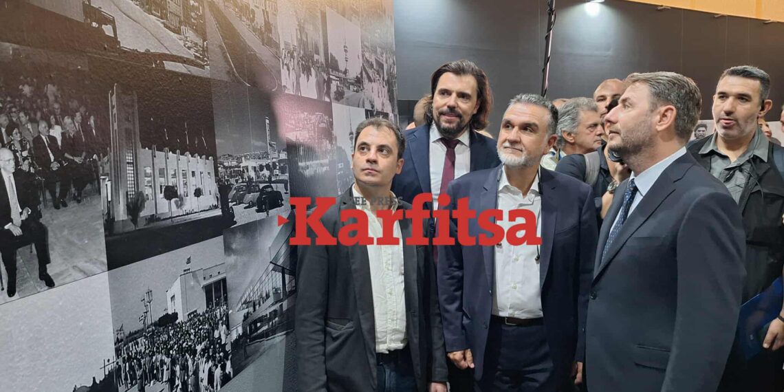 Με το βλέμμα στον Ανδρέα Παπανδρέου ο Ανδρουλάκης στη ΔΕΘ (ΦΩΤΟ)