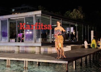 Ο μύθος της Θεσσαλονικιάς ντίβας Ζωζώ Νταλμάς «ζωντανεύει» σε μια ξεχωριστή πασαρέλα στη Νέα Παραλία (ΦΩΤΟ+Video)