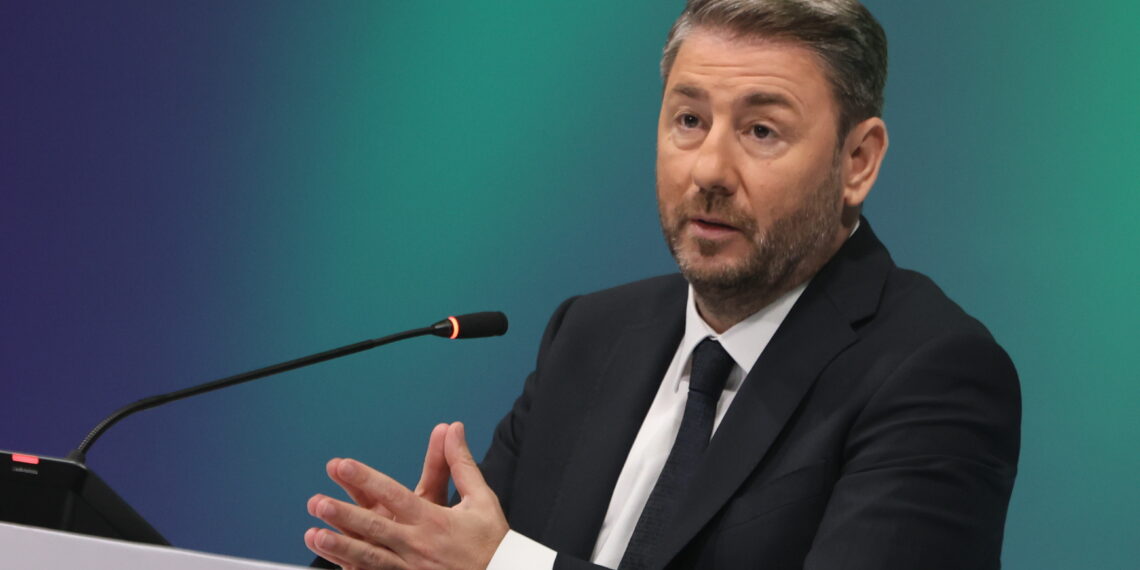 Ανδρουλάκης στην Karfitsa: Η χώρα δεν πρόκειται να ανασάνει δημογραφικά χωρίς περιφερειακή ανάπτυξη