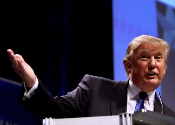 Ντόναλντ Τραμπ: Έτοιμος για το δεύτερο στάδιο κυρώσεων κατά της Ρωσίας