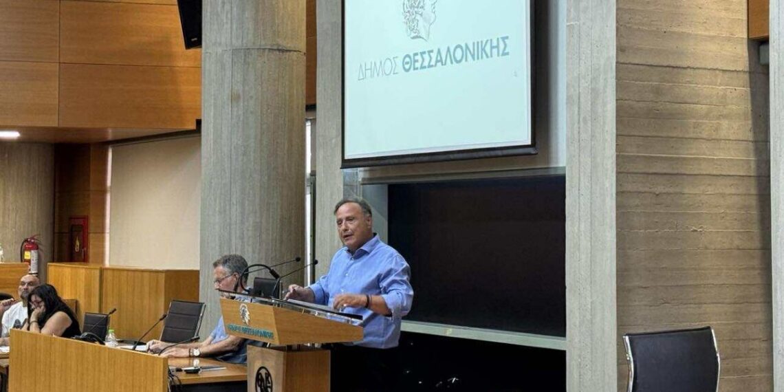 Θεσσαλονίκη: Σε διαβούλευση η νέα Κανονιστική του Δήμου για τα «μπαλώματα» σε δρόμους και πεζοδρόμια